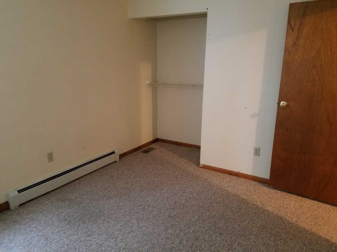 Primary Photo - 1617 Lowrie St