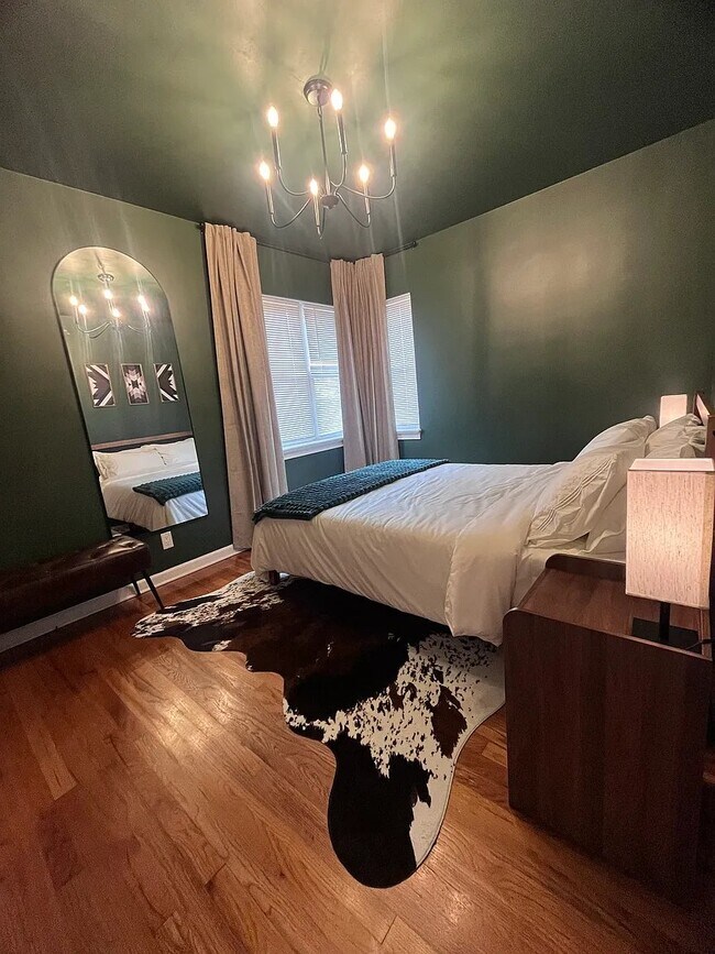 Foto del edificio - 5342 Crestview Ave