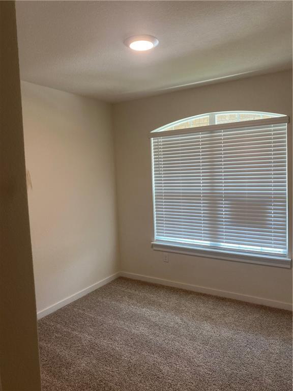 Building Photo - 317 Peace Pipe Way