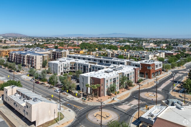 Contexto aéreo - Courson Arts Colony - East