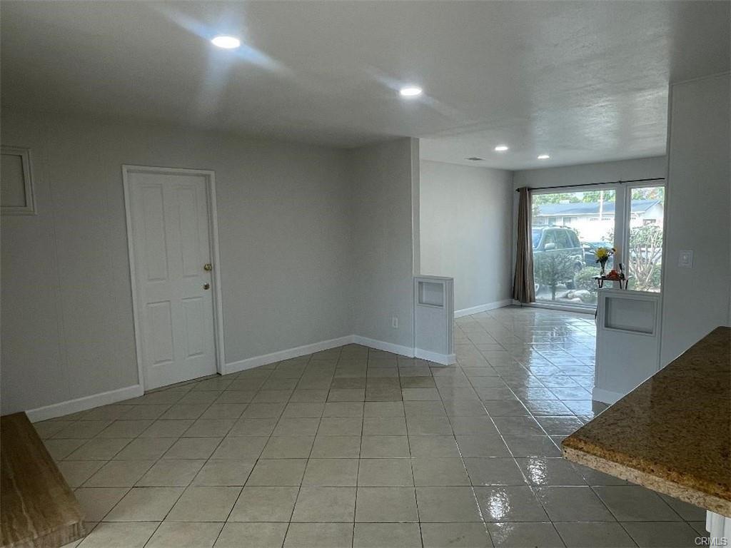 Foto del edificio - 20100 Needles St