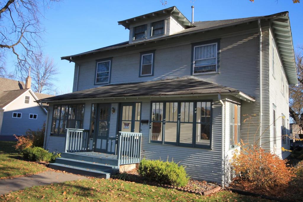 Primary Photo - 910 / 912 N 4th St