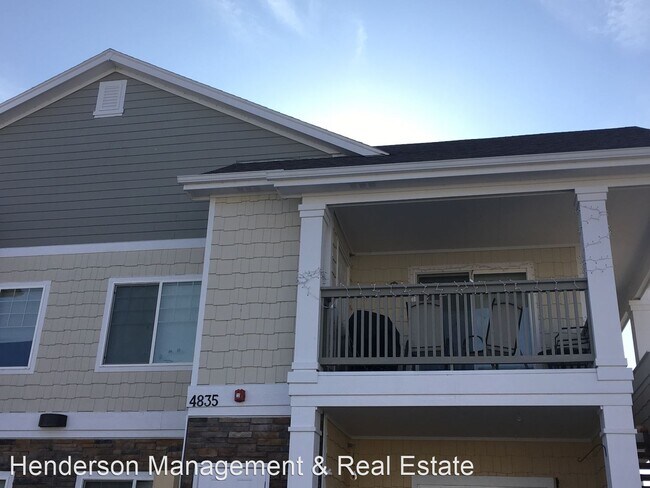 Building Photo - 2 br, 2 bath House - 4835 Hahns Peak Dr. #204