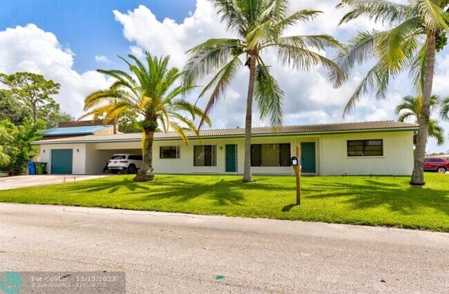 Foto del edificio - 2500 NE 16th Ave