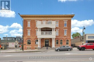 Building Photo - 20-320 Beckwith St N