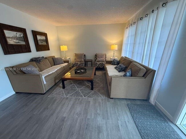 Foto del edificio - 710 N K St