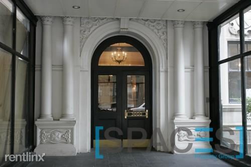 Foto del edificio - 3000 N Sheridan Rd