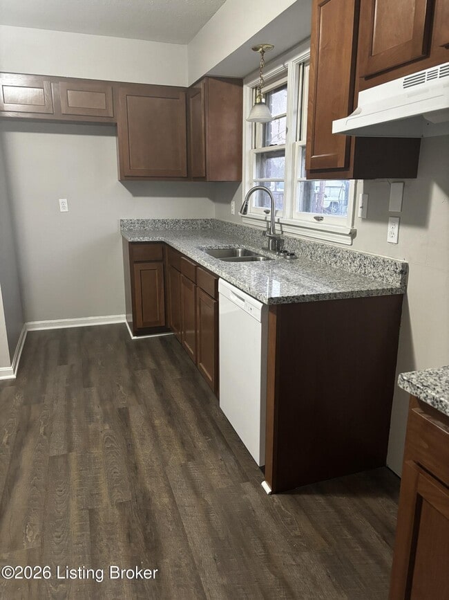 Building Photo - 4406 Rockwood Dr