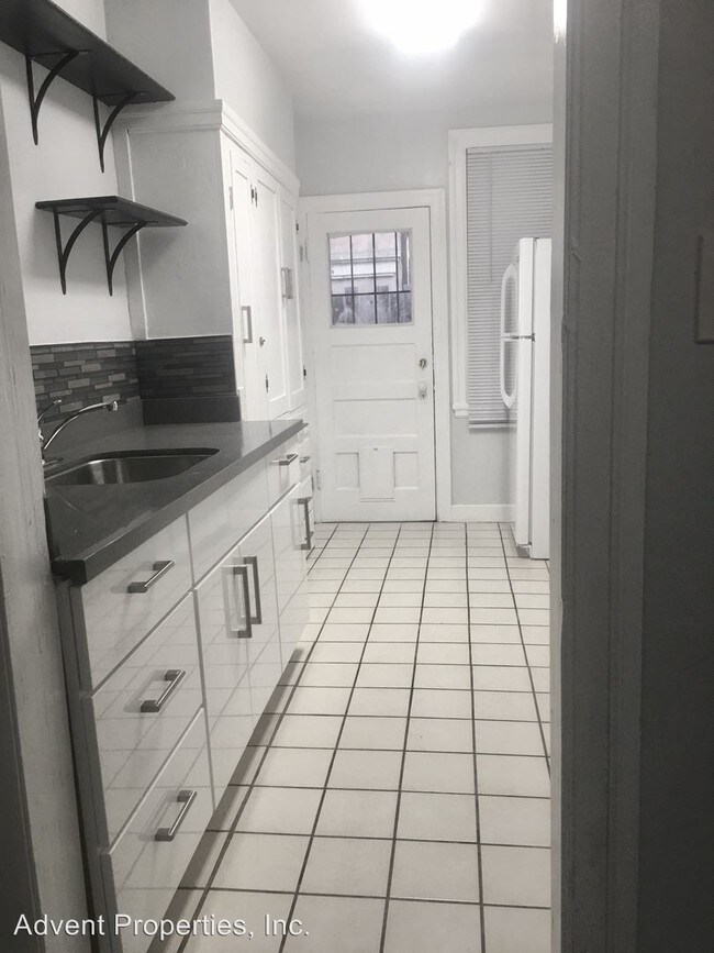 Foto del edificio - 1413 Neilson St