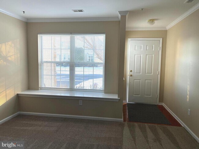 Foto del edificio - 1429 Sweetbriar Dr