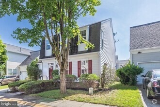 Building Photo - 20320 Swallow Point Rd