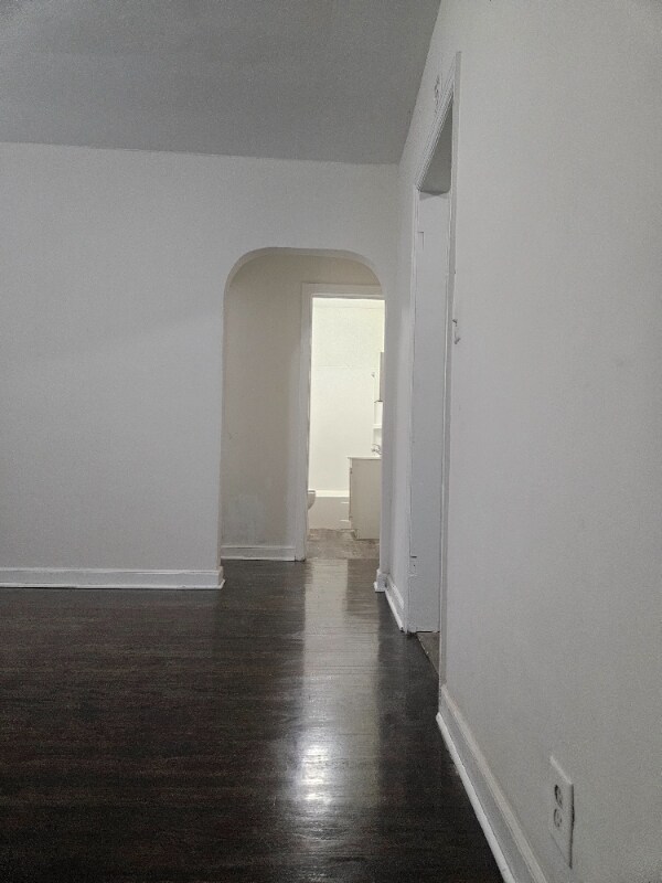 Foto del edificio - 123 N Walnut St