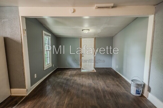 Building Photo - 525 S 3rd St
