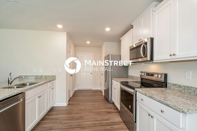 Foto del edificio - 3 Bedroom Pet-Friendly Home in Zebulon, NC...