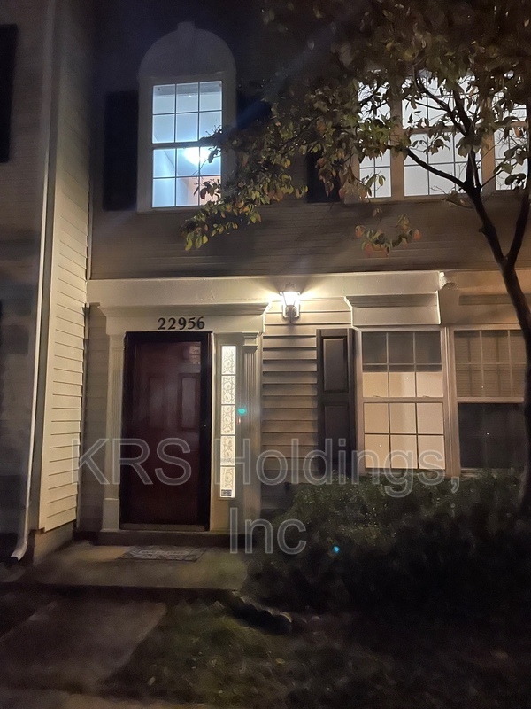 Foto del edificio - 22956 Regent Terrace
