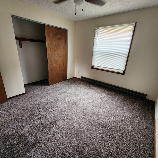 Building Photo - 3207 Eldorado Blvd