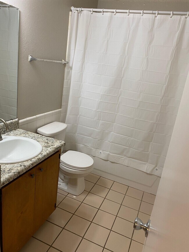 Foto del edificio - 2341 Garland Ct