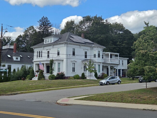 Building Photo - 6 Commonwealth Ave
