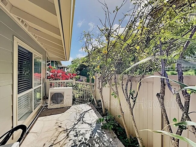 Foto del edificio - A Rare Opportunity in the Heart of Kapolei