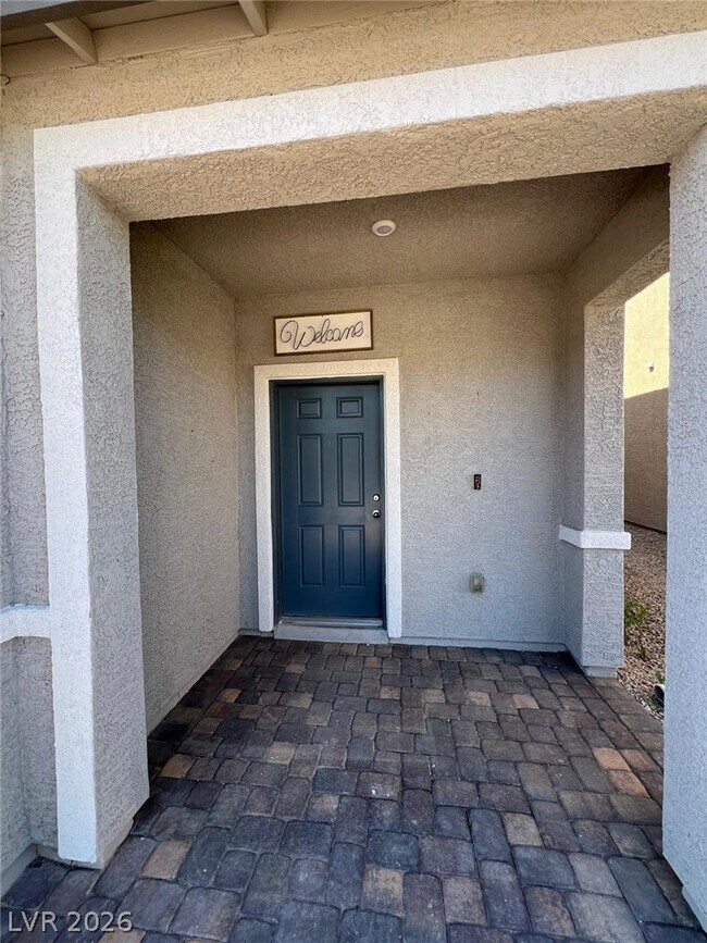 Foto del edificio - 6071 Castle Gardens Ave