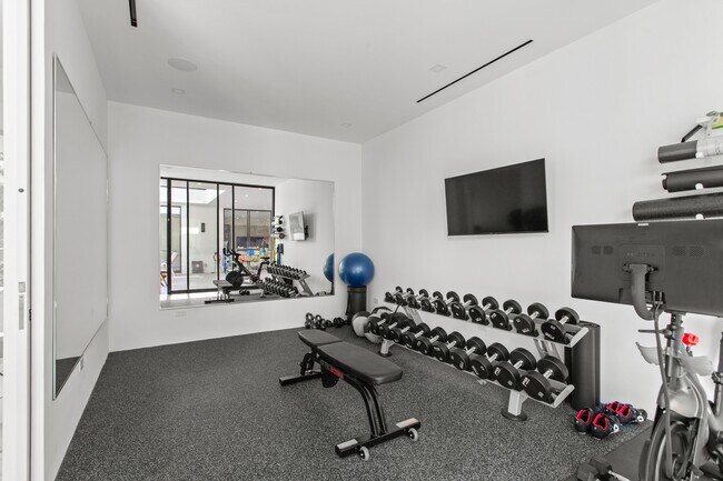 Foto del edificio - 922 NE 78th St