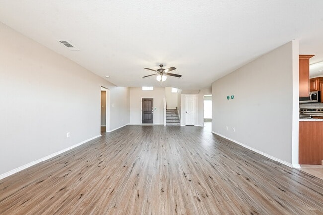 Building Photo - 908 Matthew Ln