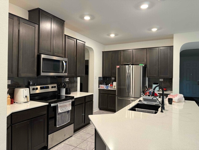 Building Photo - 11303 Camassia