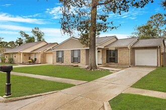 Building Photo - 22727 Hawkwood Dr