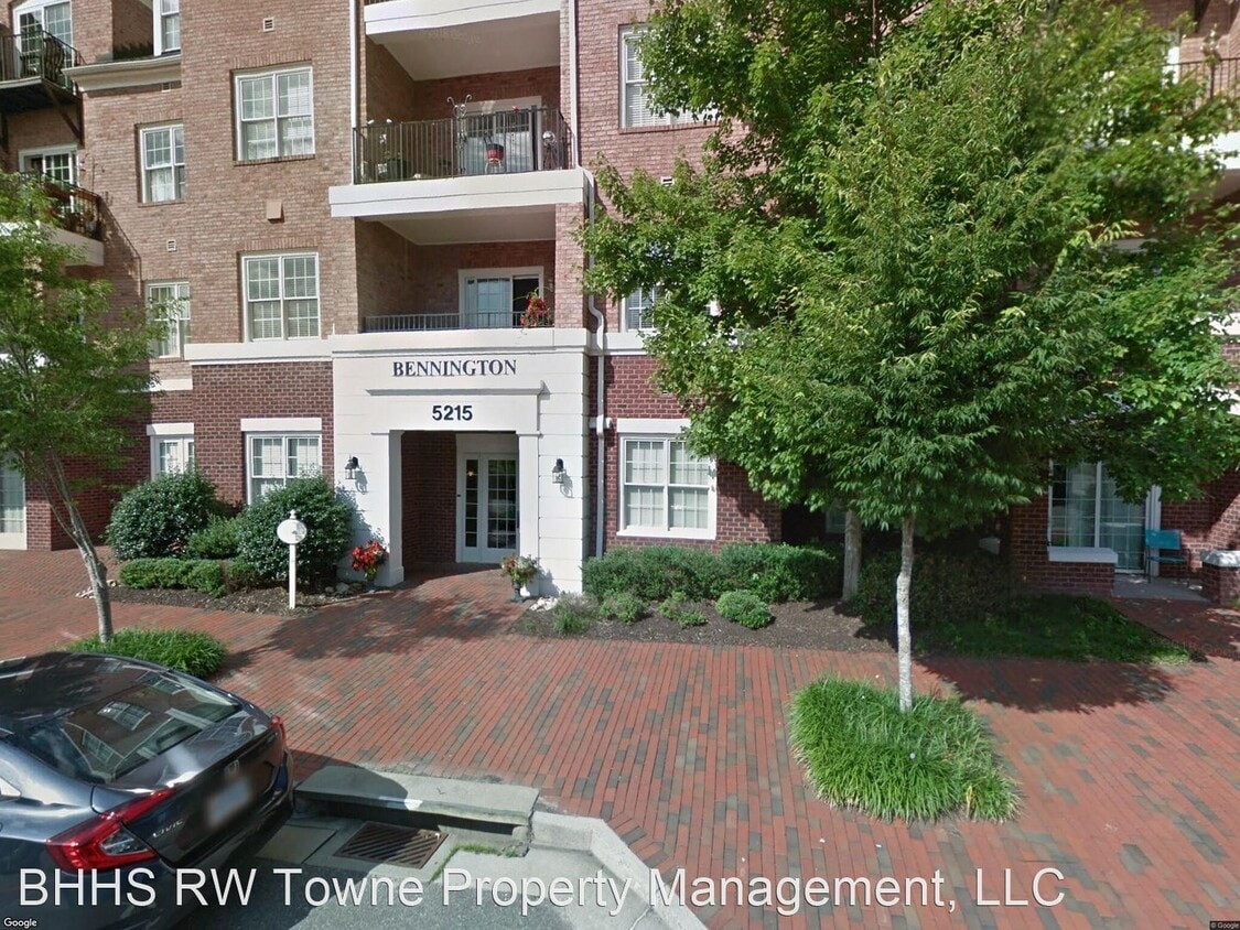Primary Photo - 3 br, 2 bath House - 5215 Center Street #105