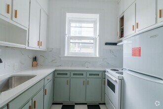 Building Photo - 1245 Rue St Marc