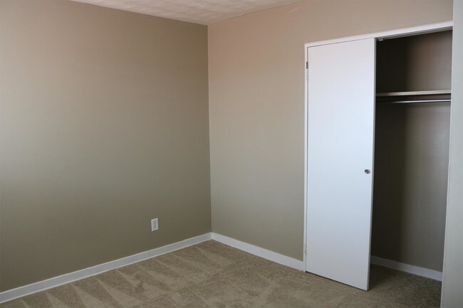Building Photo - 70 Township Rd 1118