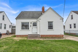 Building Photo - 20550 Wilmore Ave
