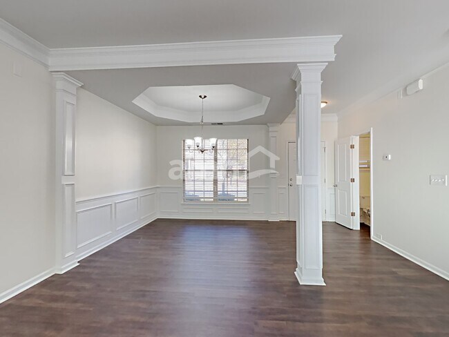 Building Photo - 16008 Long Talon Way