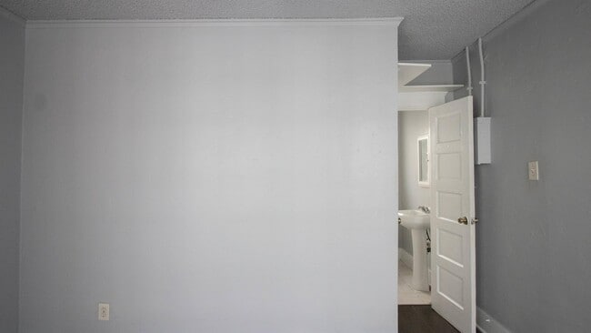 Foto del edificio - 40 Belmont Ave