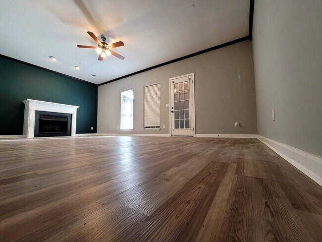 Foto del edificio - 730 3rd St NE