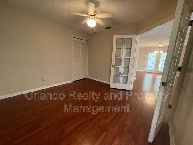 Foto del edificio - 1133 Monroe Ave