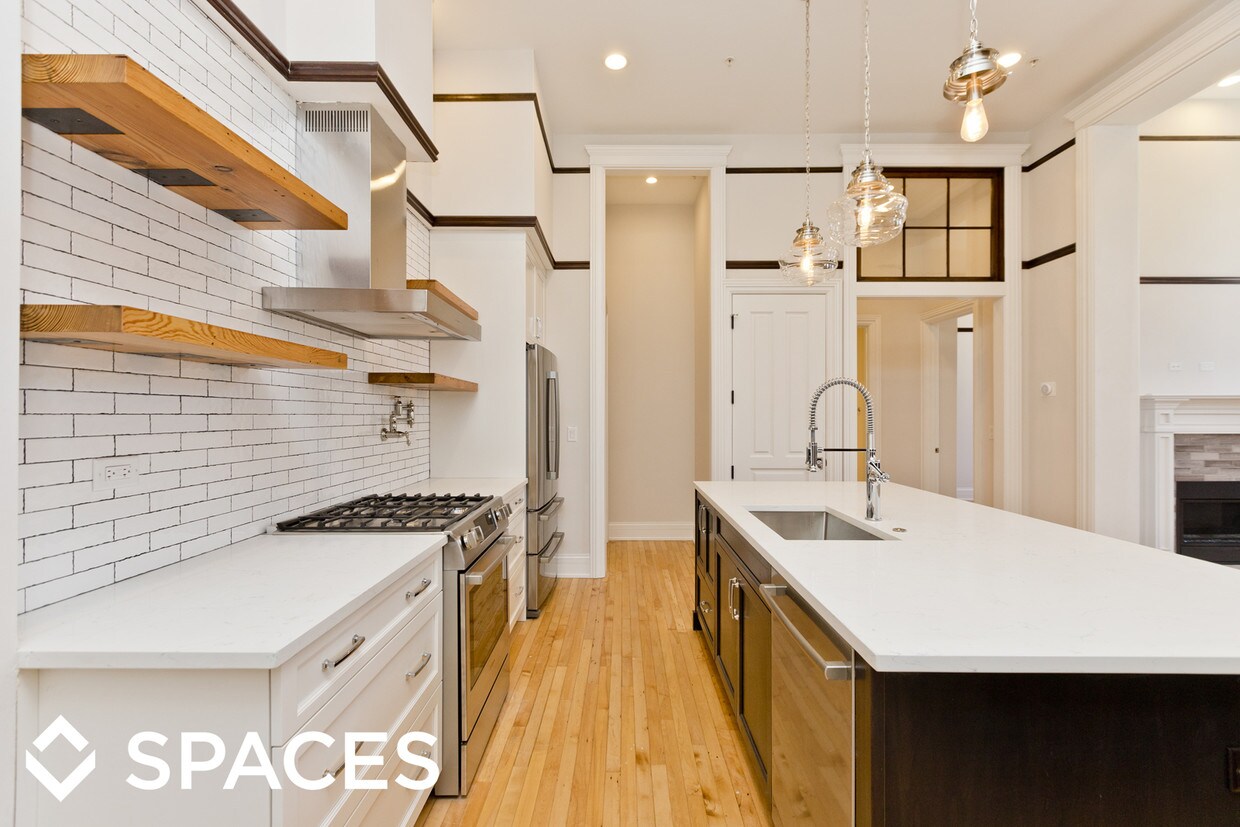 Foto principal - 739 N Ada St