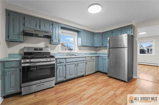 Foto del edificio - 119 Chinnick Ave