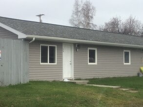 Building Photo - 1122 8th Ave