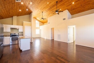 Building Photo - 1050 Co Rd 129