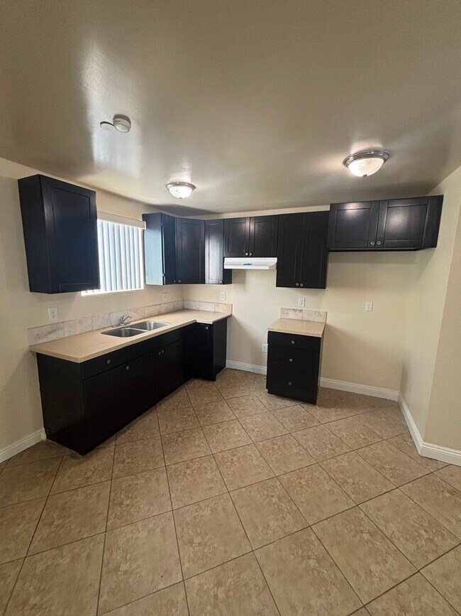 Building Photo - 9031 Avalon Blvd