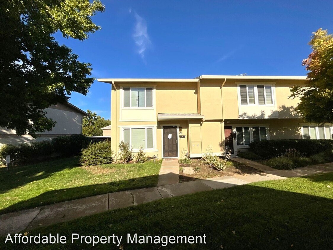 Primary Photo - 2 br, 1.5 bath House - 3408 Prince Albert ...