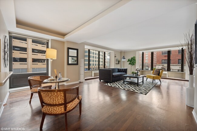 Foto del edificio - 40 E Delaware Pl