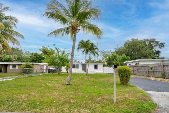 Foto del edificio - 6044 SW 37th St