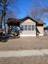 Building Photo - 1610 Post Ave