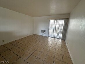 Building Photo - 5406 S Swenson St