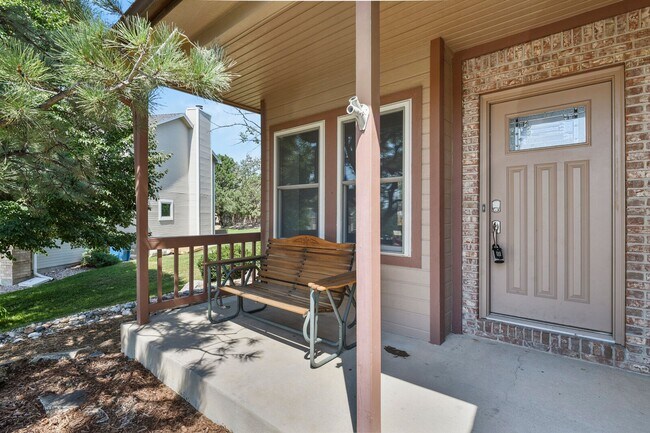 Foto del edificio - Stunning 5 Bedroom in School District 20