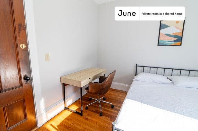 Building Photo - Room in Shared 4 bed/2 bath home