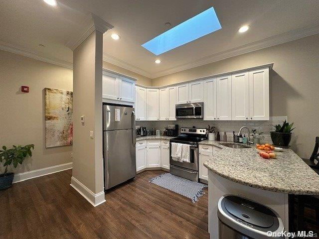 Building Photo - 50 Stewart Ave