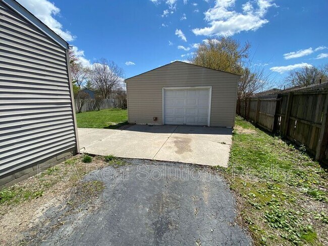 Foto del edificio - 5009 Cherry Creek Pkwy S